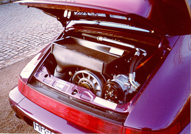 Lutz 911 turbo rear.jpg